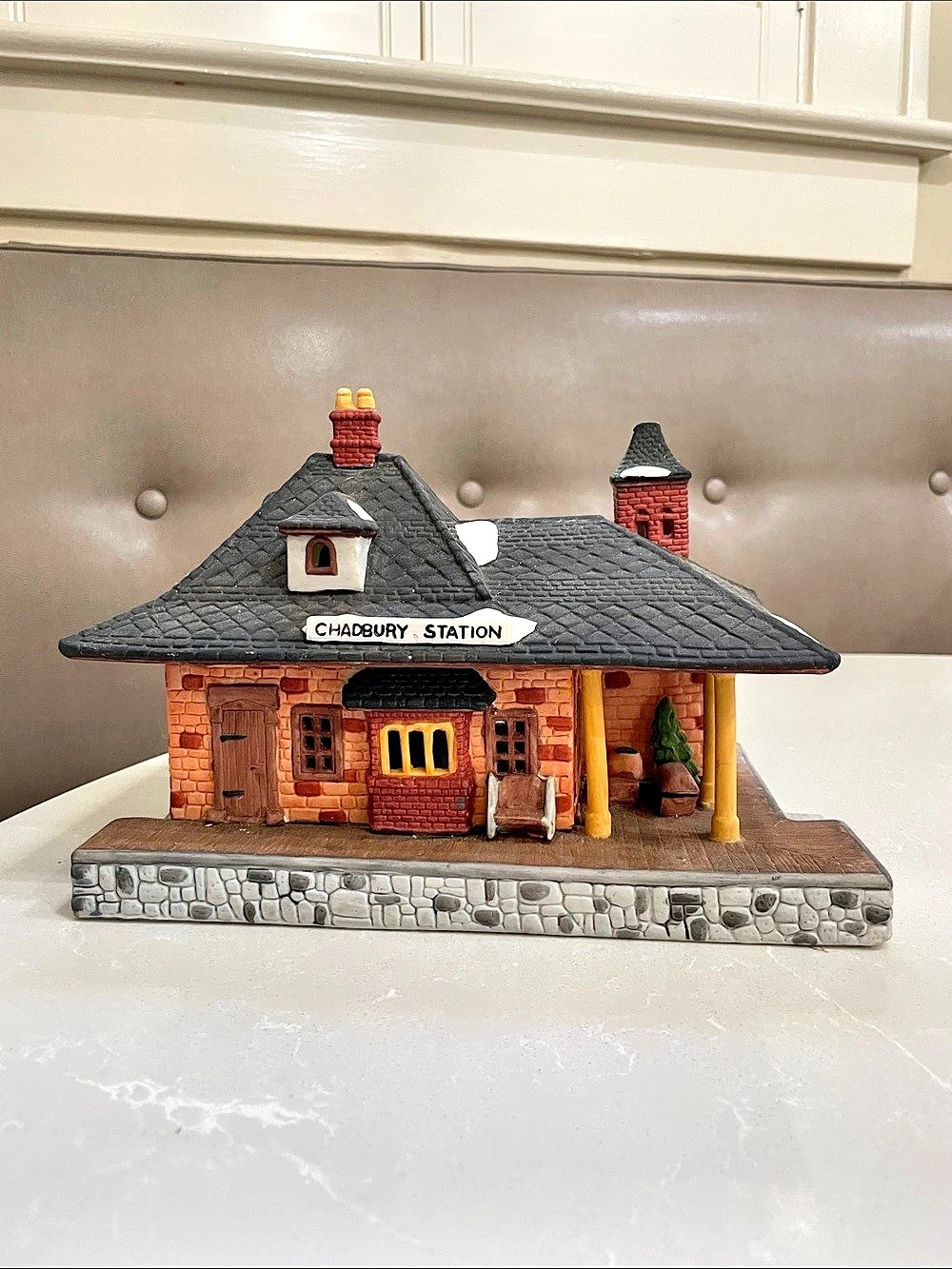 Vintage Dickens' Village Chadbury Station Christmas Village Building & Train Set